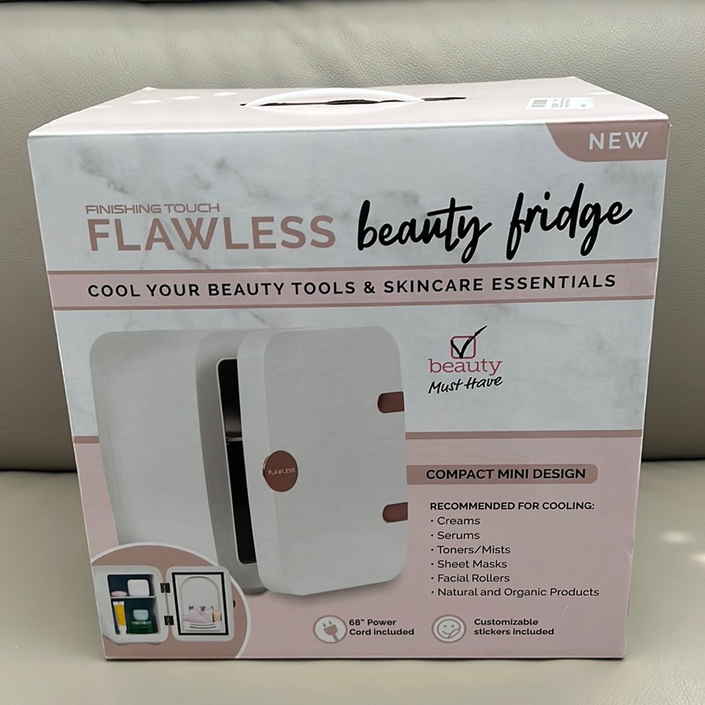 Finishing Touch Flawless Mini Beauty Fridge Cooler for Makeup and Skincare
